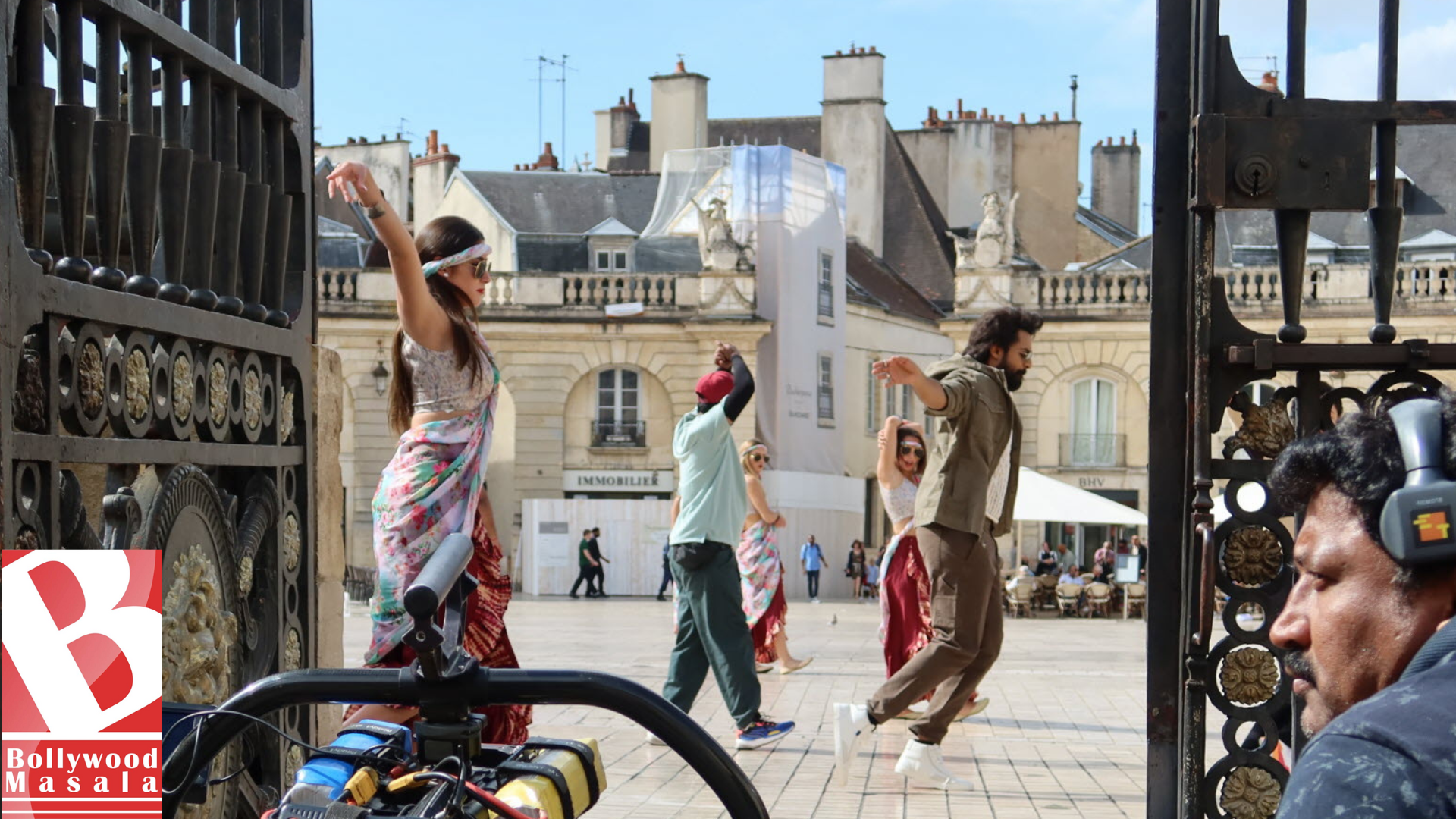 Behind the Scenes Online