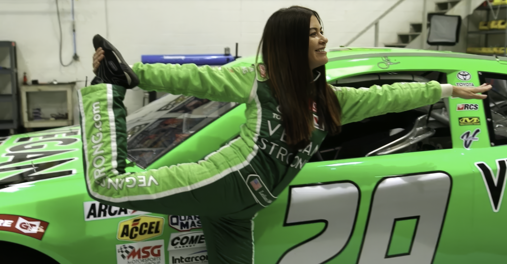 She's Racing to Win Online